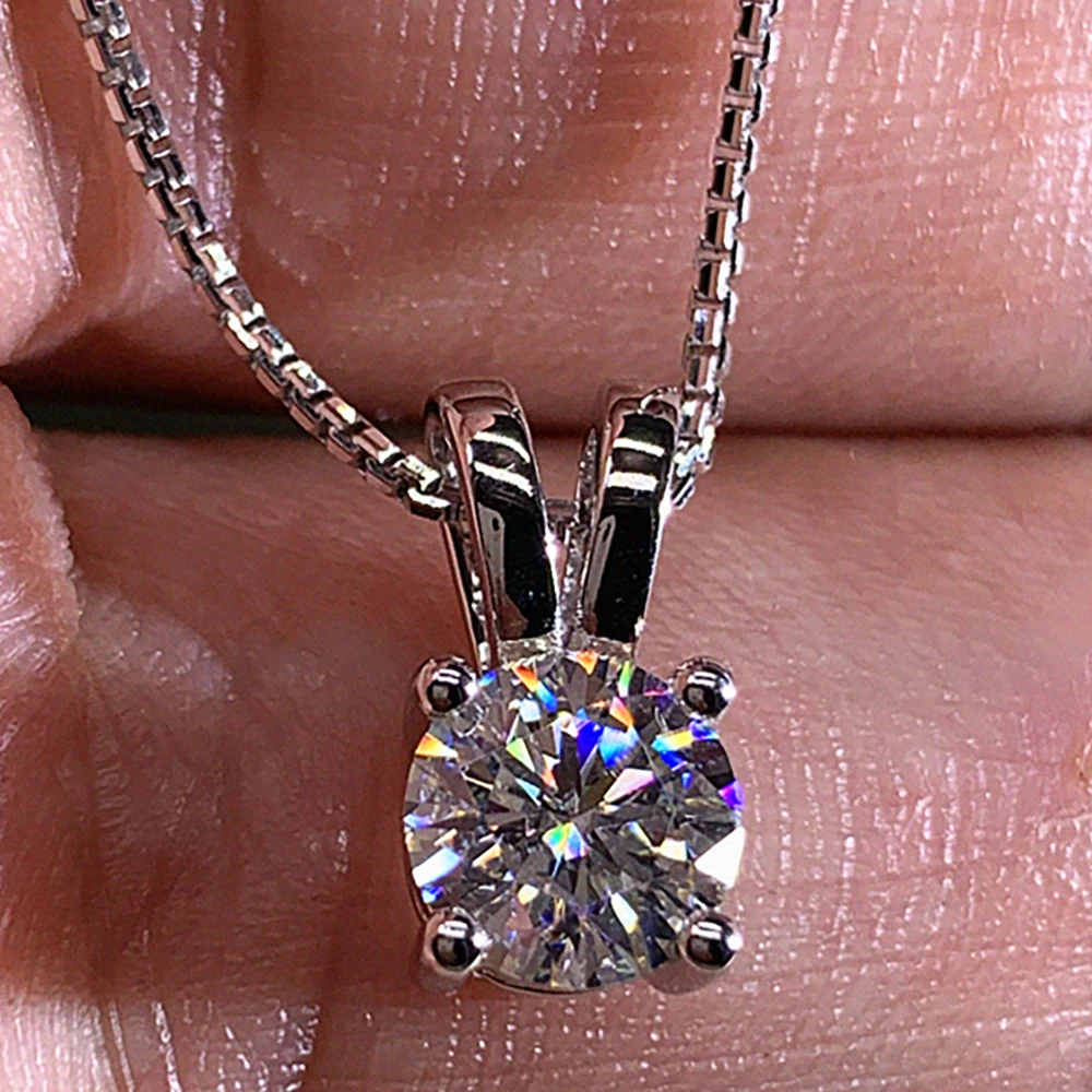 Бриллиант с муассанитом 10 к 4 карата