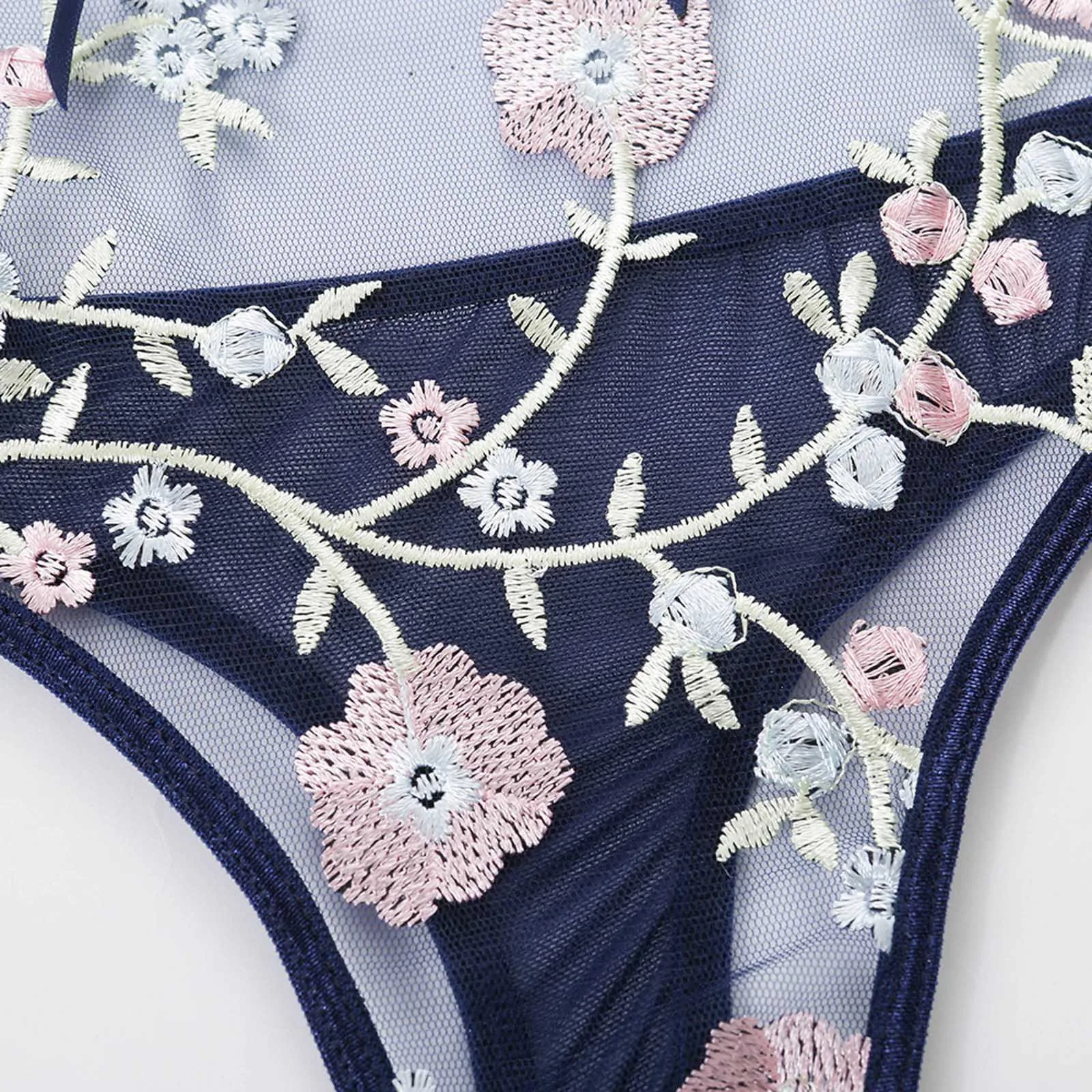 

2021 Women Embroidery Floral Lace Sexy Lingerie Ladies Lace Up See-through Flower Erotic Underwear lenceria eroticos mujer