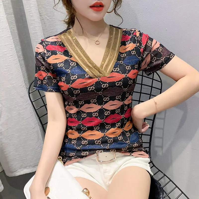 

2021 summer new Korean fashion foreign style hot drilling mesh elastic short sleeve V-neck T-shirt