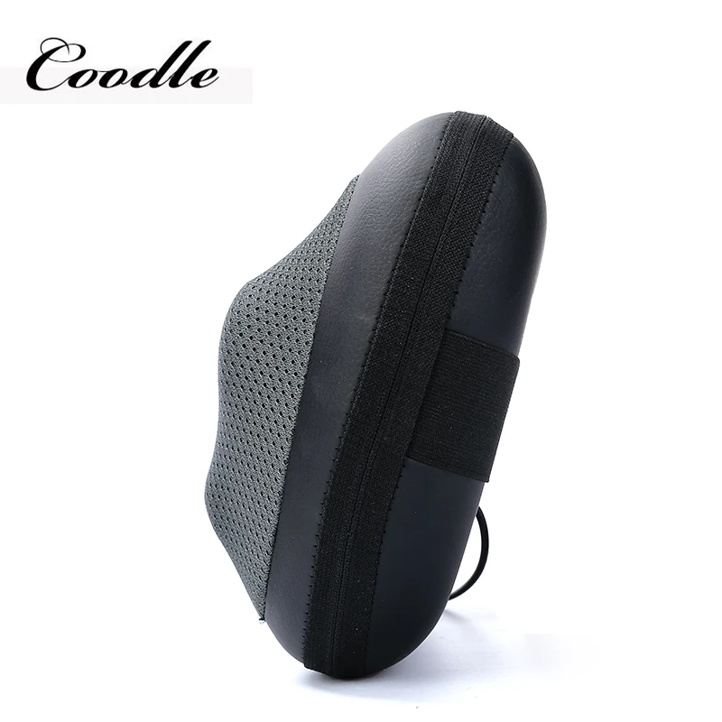 値段 Coodle 首と肩のマッサージ疼痛緩和バックマッサージ枕指圧電気腰椅子