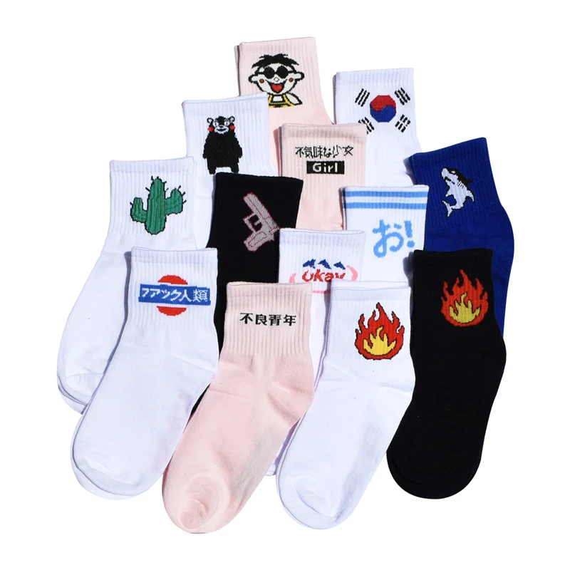 

Women Daily Socks Harajuku Korea Japanese Cotton Kitten Flame Socks Men Chinese Cactus Gun Shark Alien Christmas Socks kawaii