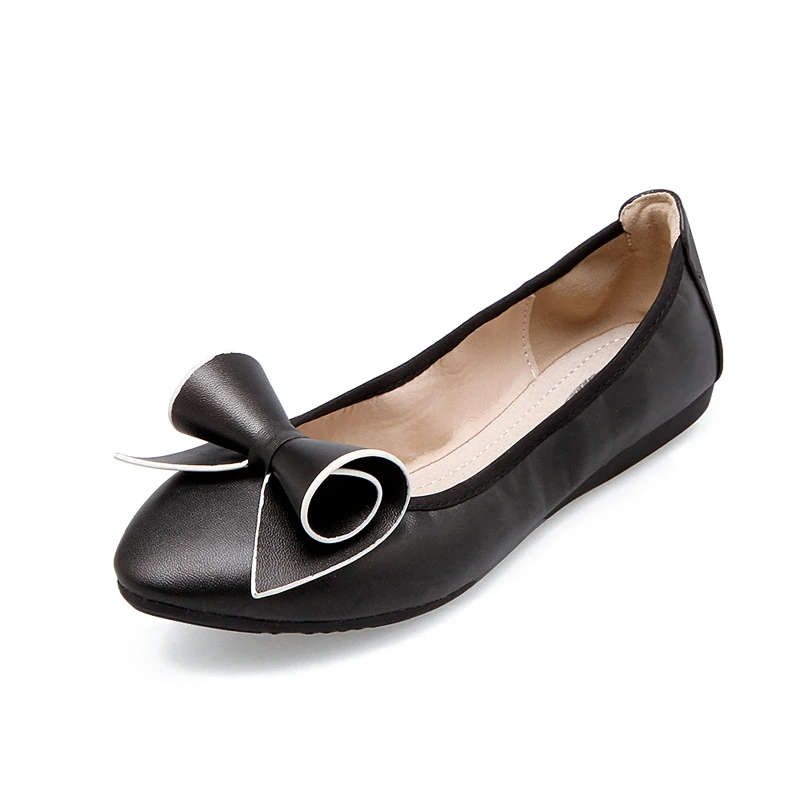 Женские складывающиеся балетки на плоской подошве с острым носком и бантом