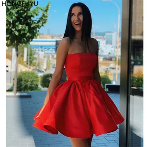 Простое атласное платье HONGFUYU для выпускного вечера, без бретелек, с коротким трапециевидным силуэтом, коктейльное платье мини без рукавов