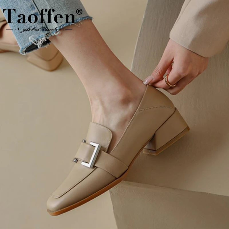 

Женские туфли-лодочки из натуральной кожи Taoffen, повседневные туфли на толстом каблуке с металлическим украшением, размеры 34-39