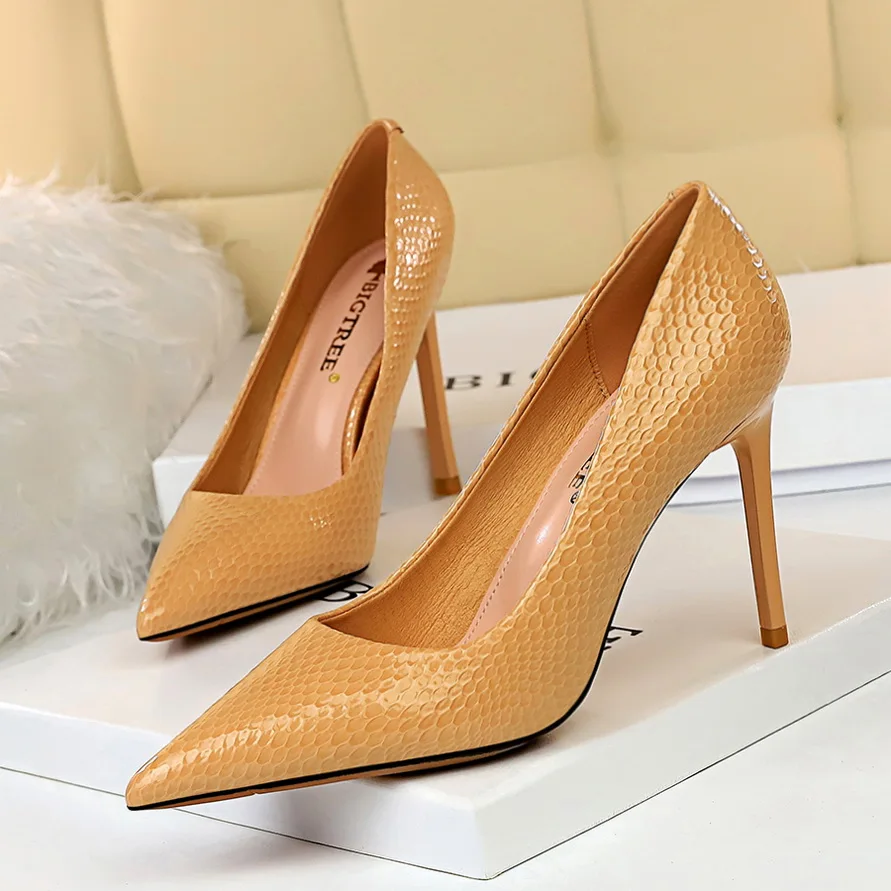 Пикантные туфли в европейском и американском стиле для ночного клуба на высоком