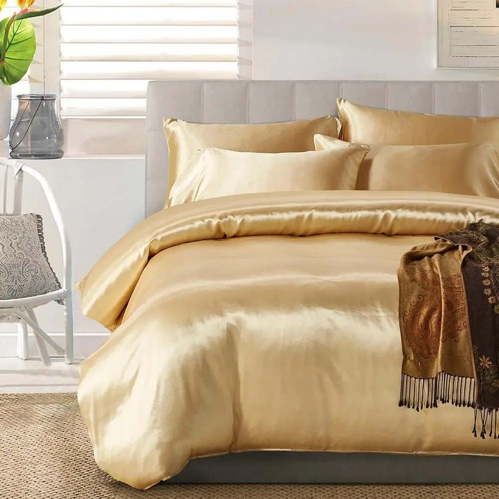 

40 100% Satin silk bed linen set Home decor bedding set luxury Queen King duvets cover set Bedclothes Quilt Duvet Cover Pillow