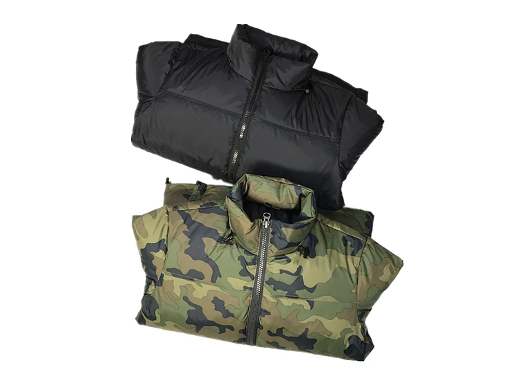 Мужское короткое пальто на утином пуху черная зимняя одежда с камуфляжным