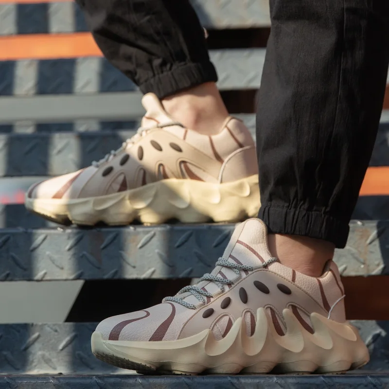 

Leisure Men Casual Shoes Luxury Design Glowing Men Chunky Sneakers Breathable Flat Men Walking Shoe Lightweight Driving Men Shoe
