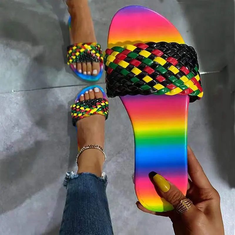 Сланцы женские для пляжа и отдыха сандалии на плоской подошве удобная летняя