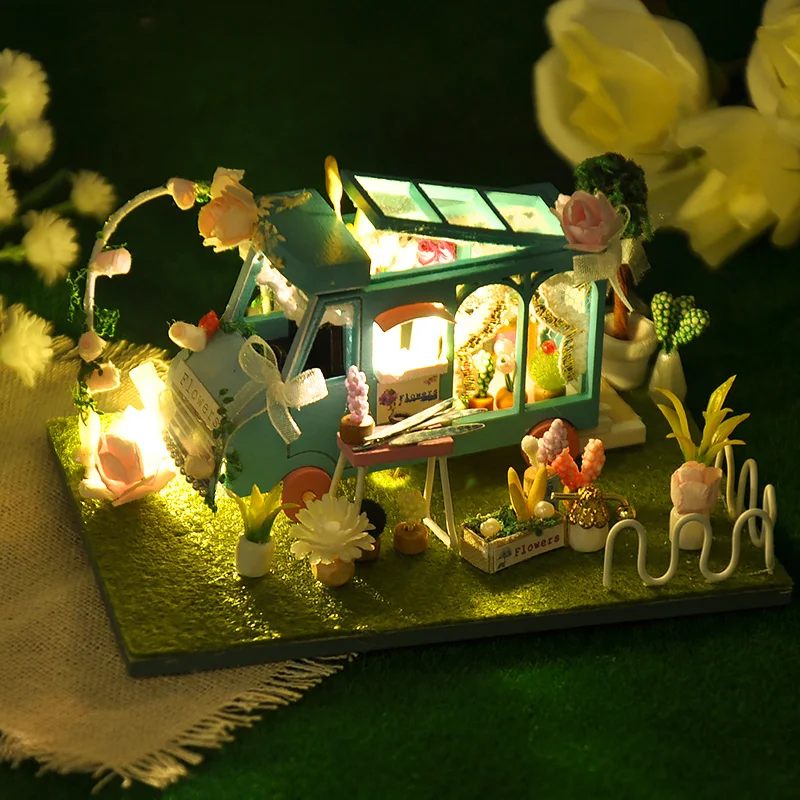 

Time Loft DIY Dollhouse With Furniture For Dolls Creative Mini World Doll House Handmade House New Year Goods Young girl Gift