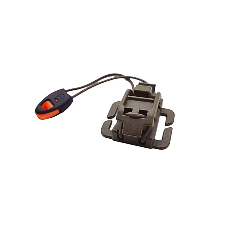 

Backpack Clip with Whistle Light Backpack Binding Buckle for Outdoor Fixing Equipment A0NE