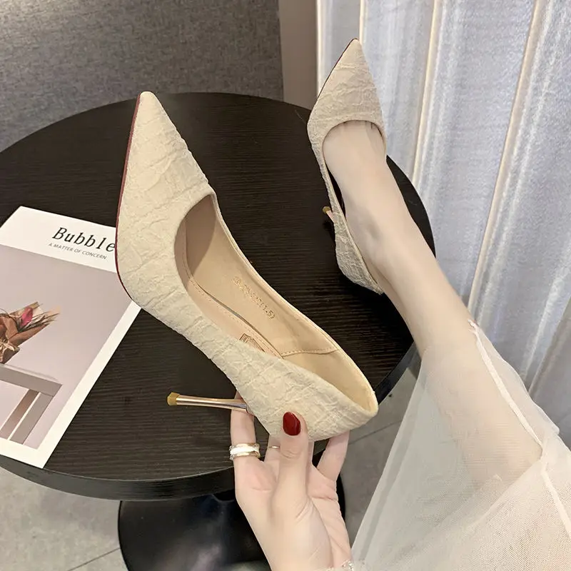 

High heels female 2021 autumn new pointed shoes female students Korean version of all-match small fresh stiletto shoes