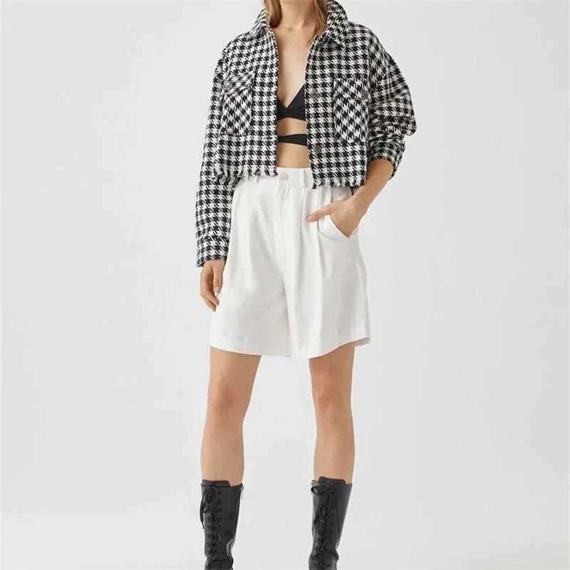 

Women 2021 Fashion Single Breasted Short Black Plaid Jacket Pocket Accessories Retro Long Sleeve Blouse Streetwear