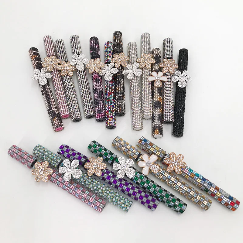 

Newest Waterproof Smooth Sticky Liquid Diamond Flower Eyeliner Self Adhesive Eyelash Eyeliner Glue Pen