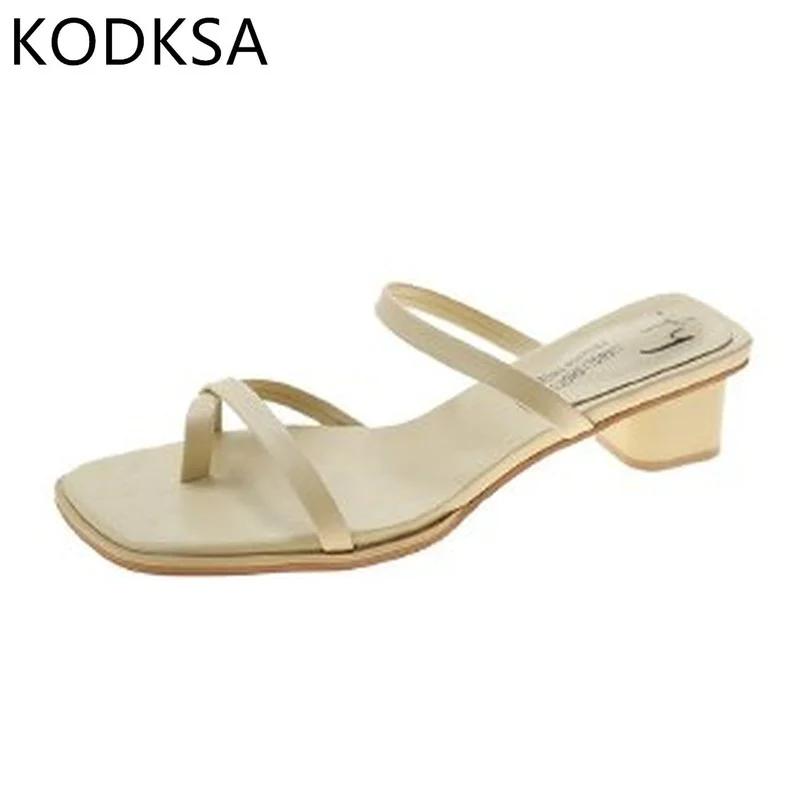

2021 Spring And Summer New Season Square Head Thick Heel Fashion Slippers Women Thin Belt High Heel Sandals And Slippers