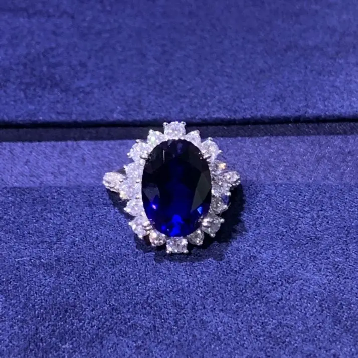 

Very Beautiful! Seiko Silver Inlay 6 Karat Oval Egg-Shaped Sapphire Ring Diamond Ring Female Luxury Adjustable Mouth