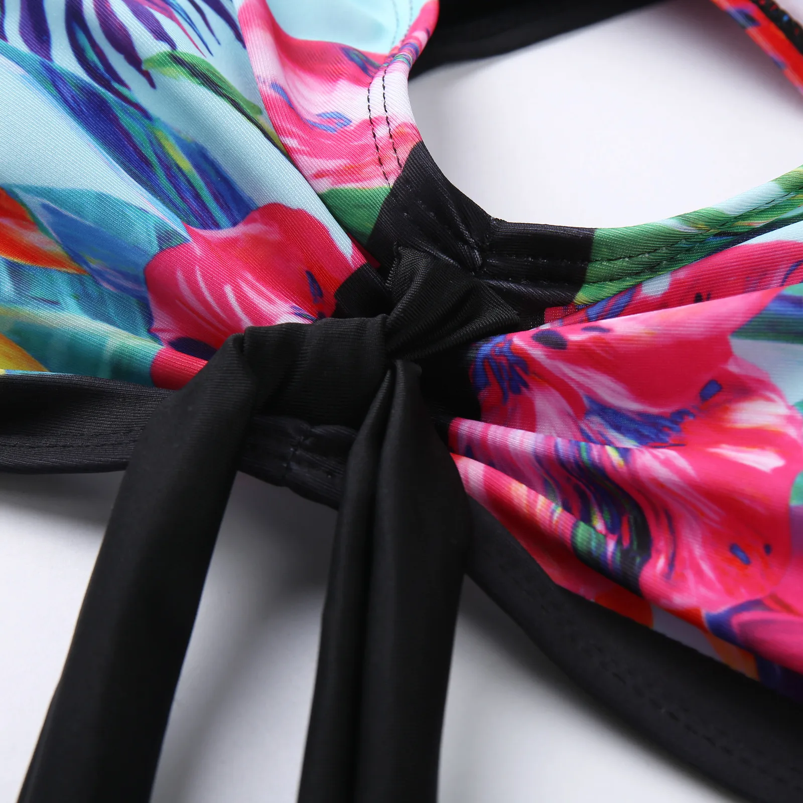 

Bikini Set Women Sexy Floral Print Lace Up High Cut Leg Bikini Set V-Neck High-Waisted Two Piece Swimsuit 2021 Girl Swimwear
