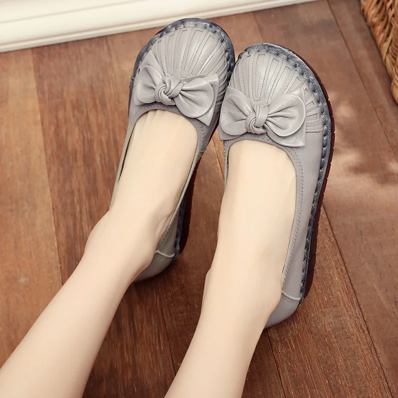 

Shallow mouth single shoes anti slip driving shoes hand made retro cow tendon soft sole mother shoes pregnant women shoes