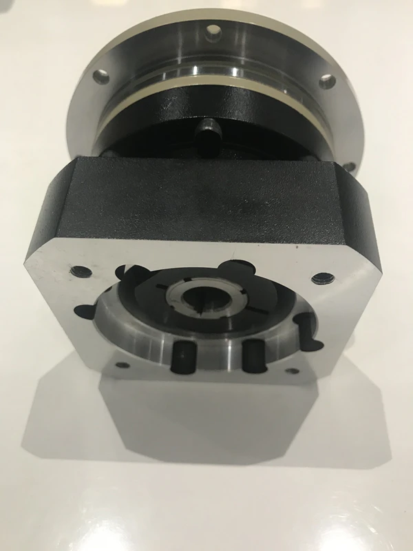 Фланец Выход планетарный редуктор 2 х стадийной соотношение 20:1 до 100:1 для 130 мм