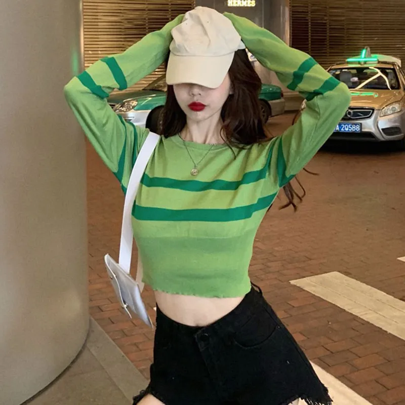 

Autumn Women New Korean Loose Sweater Fashion Stripe O-neck Long Sleeve Knitted Pullovers Top Female Sexy Short Sweaters