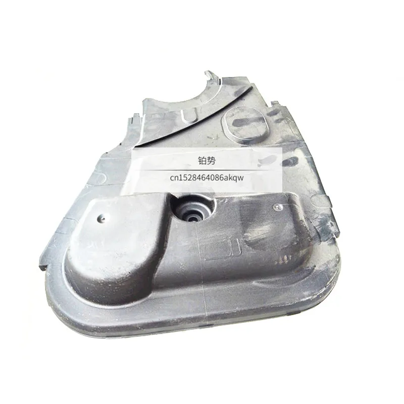 

Car engine timing belt cover 2003-vol voS60 S80 XC90 XC70 V70 v60 Cover timing belt cover cover fixing bracket plate