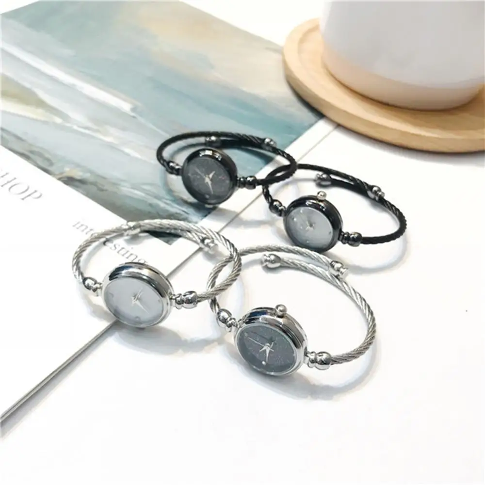

Casual Quartz Wristwatch Retro Women Bracelet Watch Little Smooth Dial Top Luxury Silver Slim Strap Shining Art Female Clock
