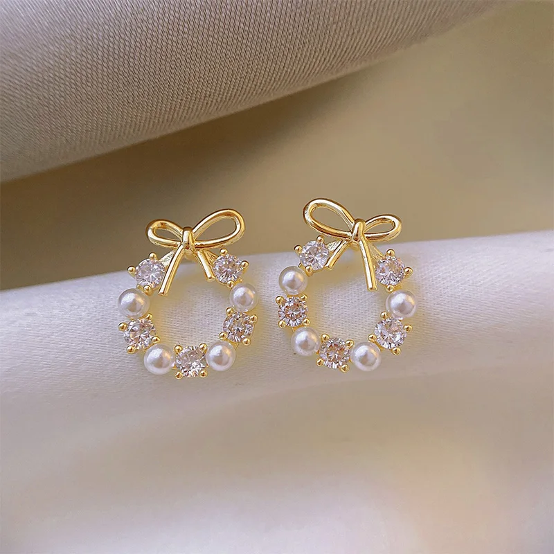 

Trendy Luxury Bowknot Inlaid Pearl Dazzling Zircon Garland Shape Ear-Studs Cute C Earrings Charm Brincos Jewelry Gifts For Women