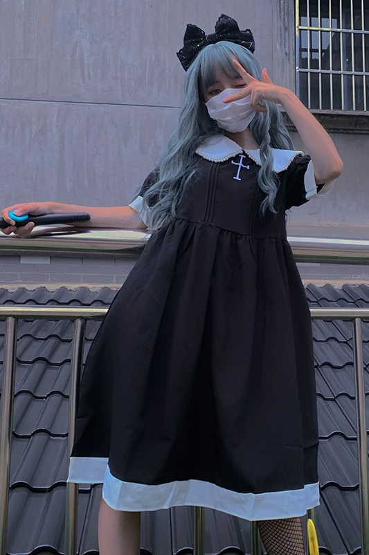 

Women's 2020 New Summer Japanese College Style Dark Embroidered Beaded Doll Collar High Waist Dress gothic dress lolita dress