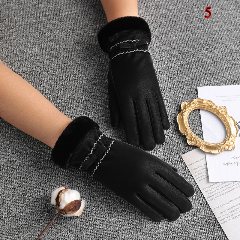 

Touch Screen Winter Ladies Outdoor Cycling Gloves Cute Bow Velvet Waterproof Gloves Ladies Gloves Plus Velvet Windproof.