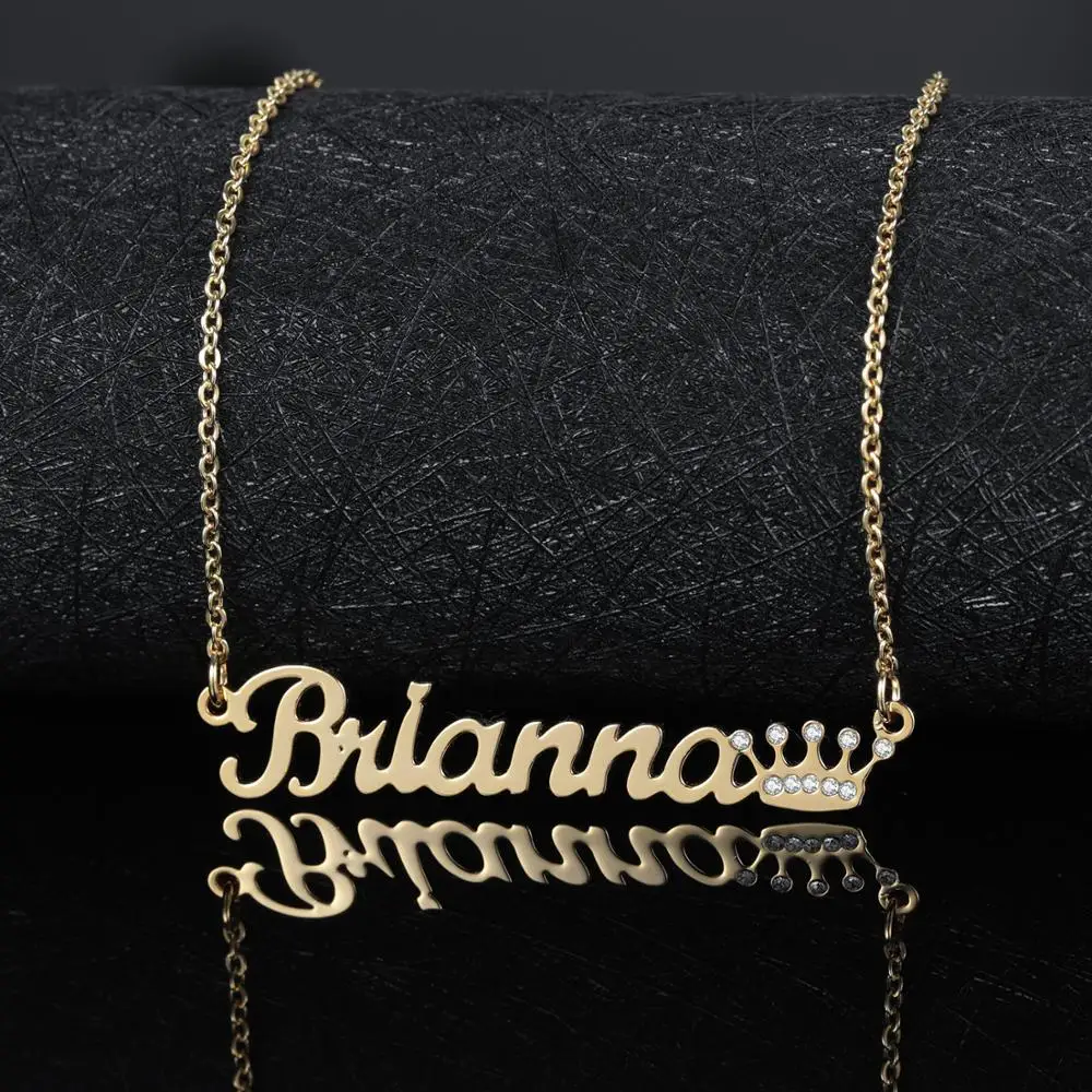 New Custom Personality Name Necklace Iced Out Crown Glittering Name Necklace Stainless Steel Pendant Jewelry for Women Men Gift