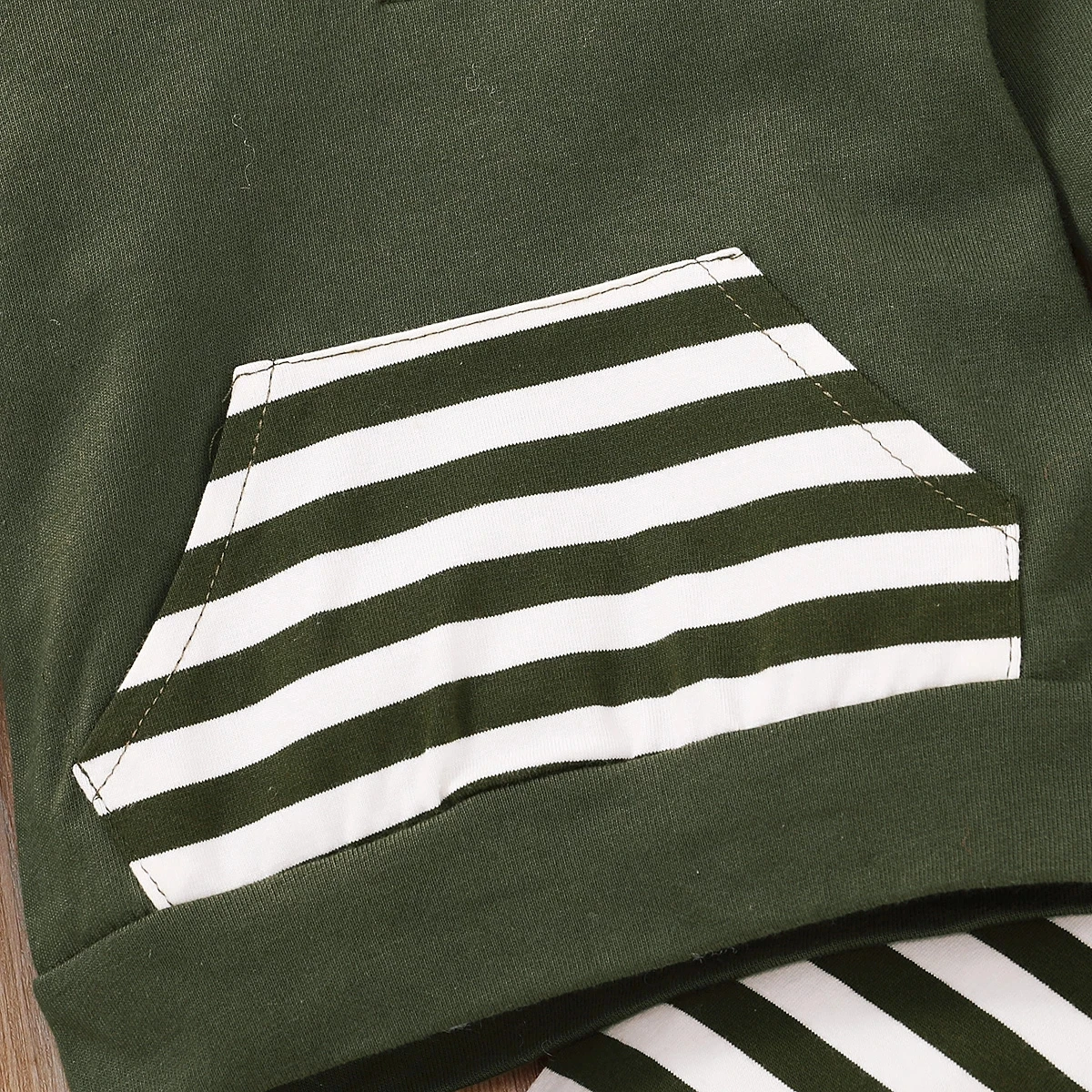 

Boys Clothes Sets 0-24 Month 2020 Fall Winter Newborn Baby Long Sleeve Hooded T-shirts and Striped Elastic Long Pants Outfits