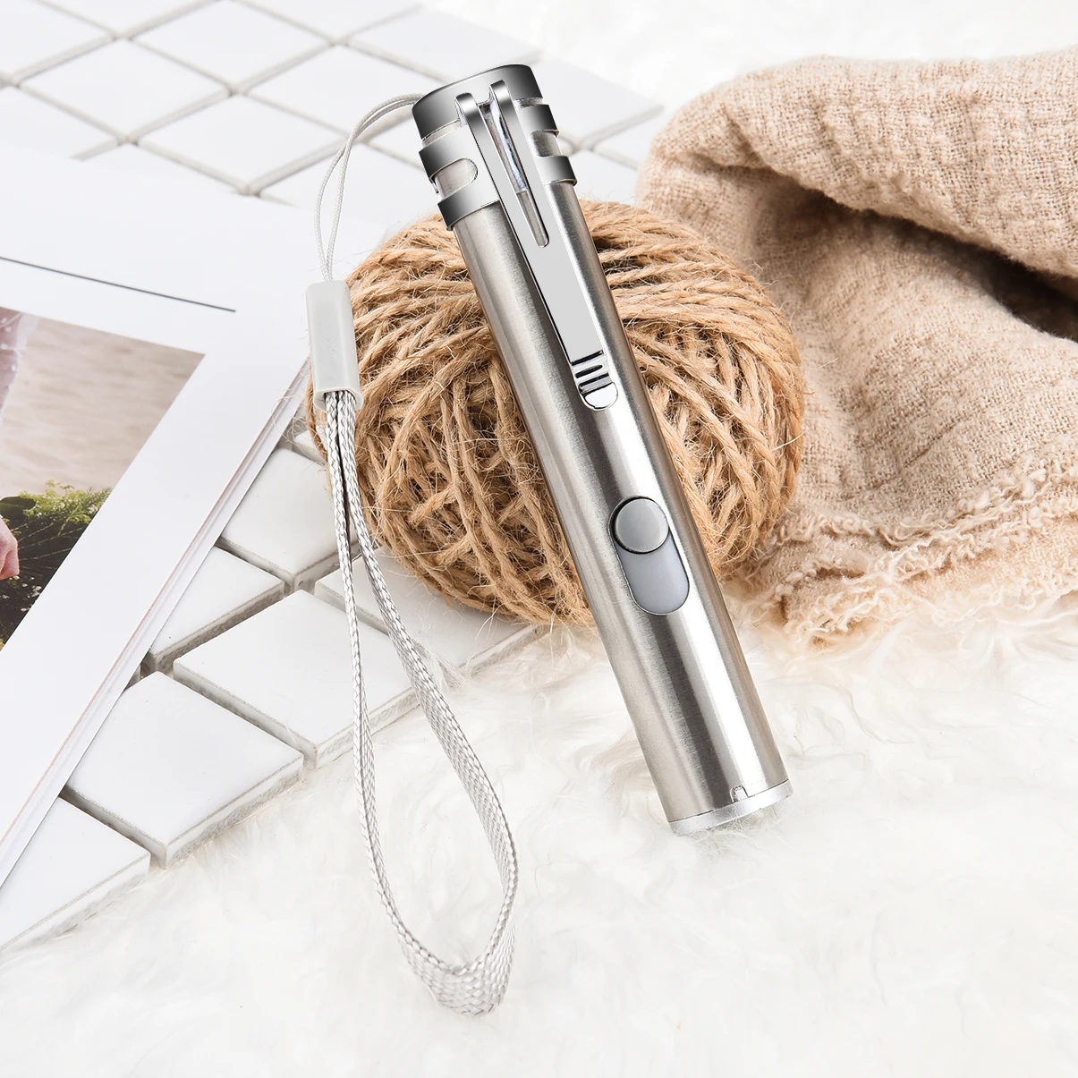 Миниатюрная красная лазерная указка LEDGLE 3 в 1 USB перезаряжаемая Вт кошка