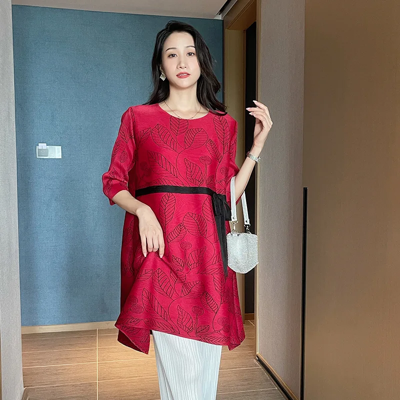 

2022 women's spring new printed dress Miyak fold Fashion large size loose belt contrast color A-line party dress