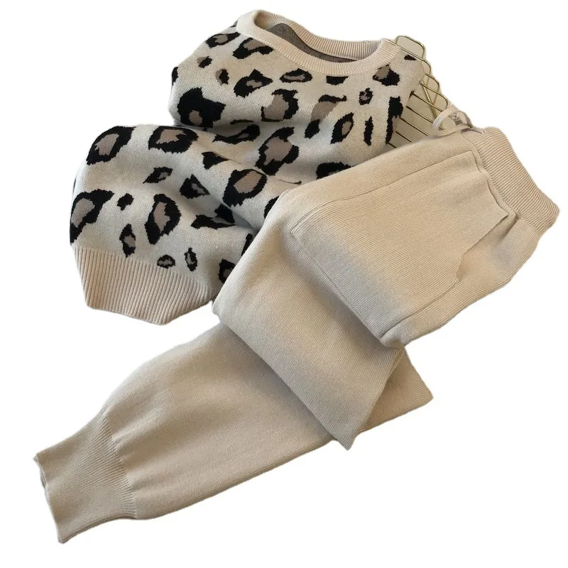 Новинка Осень-зима 2021 просторный пуловер с леопардовым принтом свитер длинными