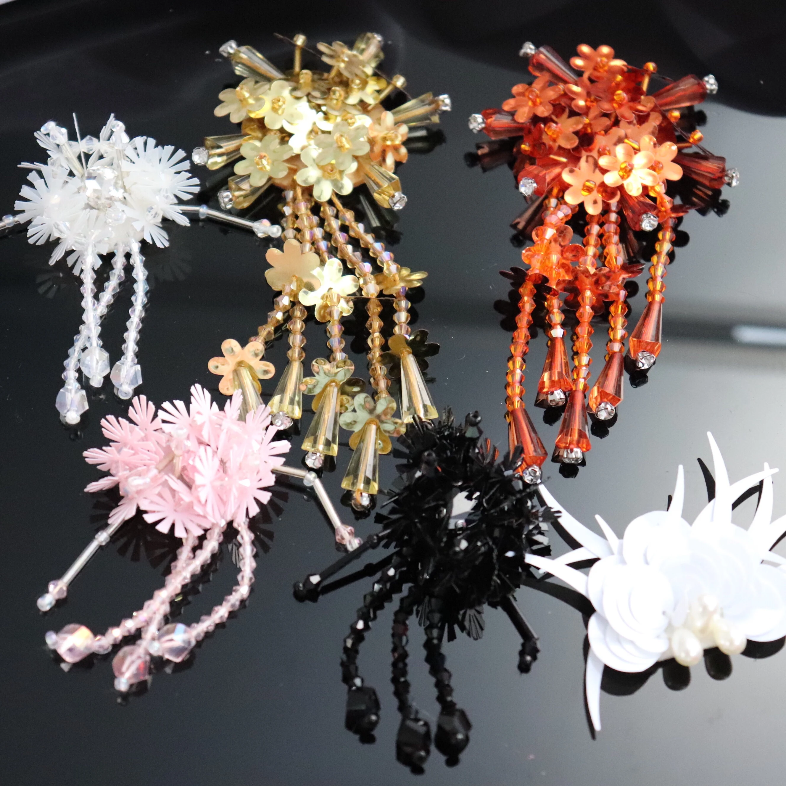 Вышитая бисером снежинка ручной работы блестящая подвеска нашивка для одежды