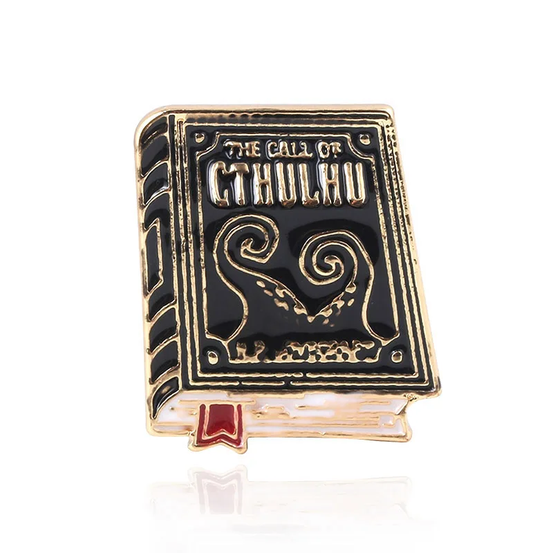 

Howard Phillips Lovecraft Cthulhu Mythos brooch pin bagde Through The Gates of Key Logo pendnat fashion