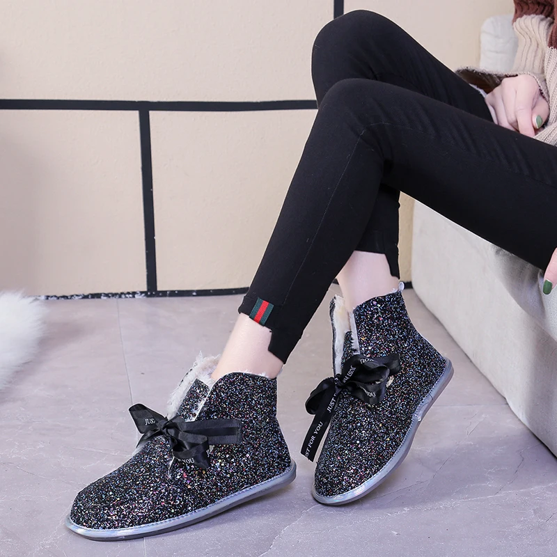 Snow boots women sheep fur one 2019 new autumn winter fashion low top short tube wild plus velvet warm flat bottom cotton |