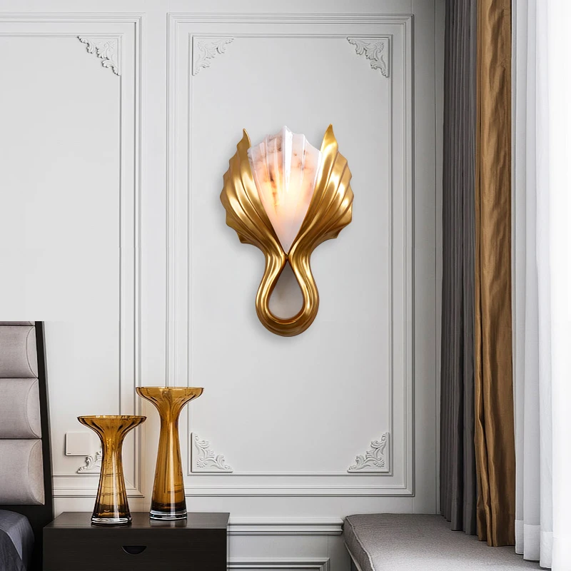 

Креативная настенная лампа, современный изогнутый металлический светильник для гостиничного зала, лампа для гостиной, коридора, светодиод...