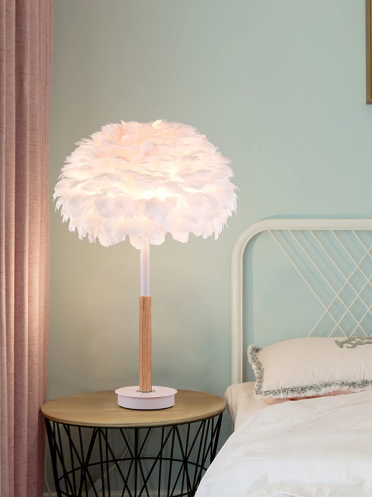 

Feather Desk Lamp Northern Europe Bedroom Ins Girl Cozy Bedside Lamp Originality Romantic White Floor Lamp