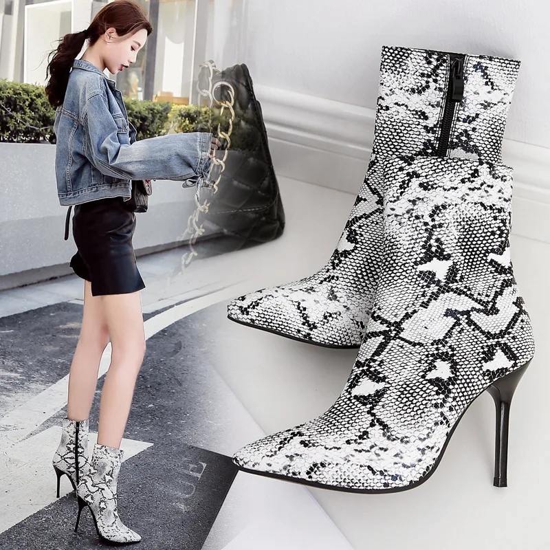 Европейские пикантные Ботинки Челси со змеиным узором женские модные ботинки на