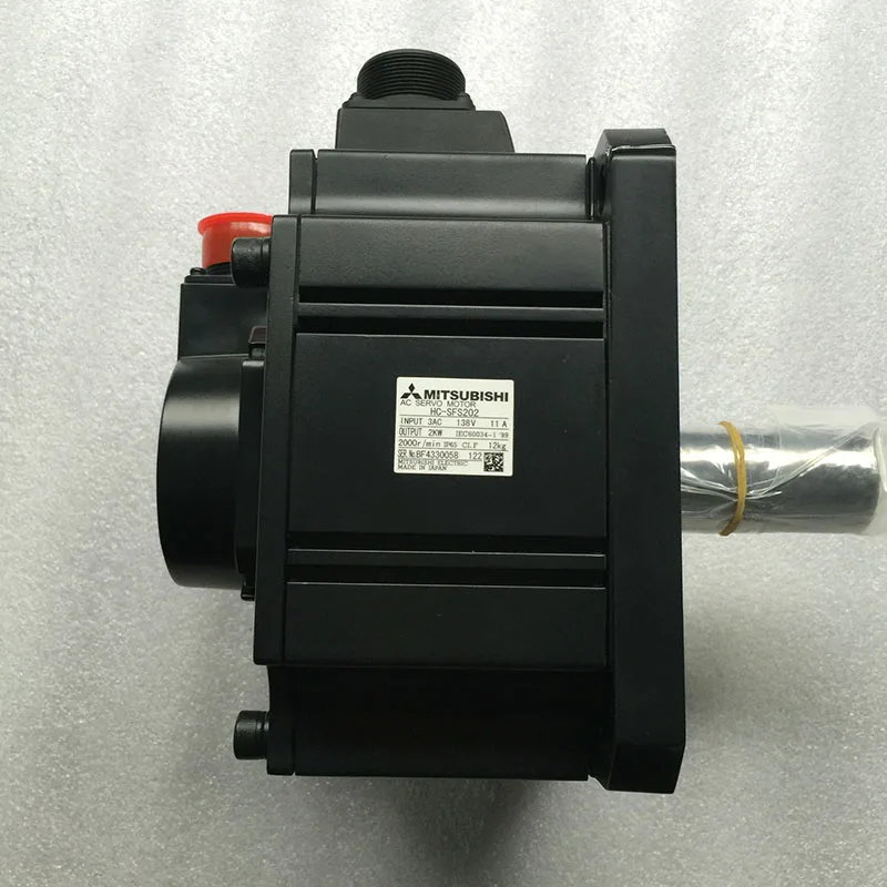 

HC-SFS203/HC-SFS203B usado uno, servomotor, buen funcionamiento