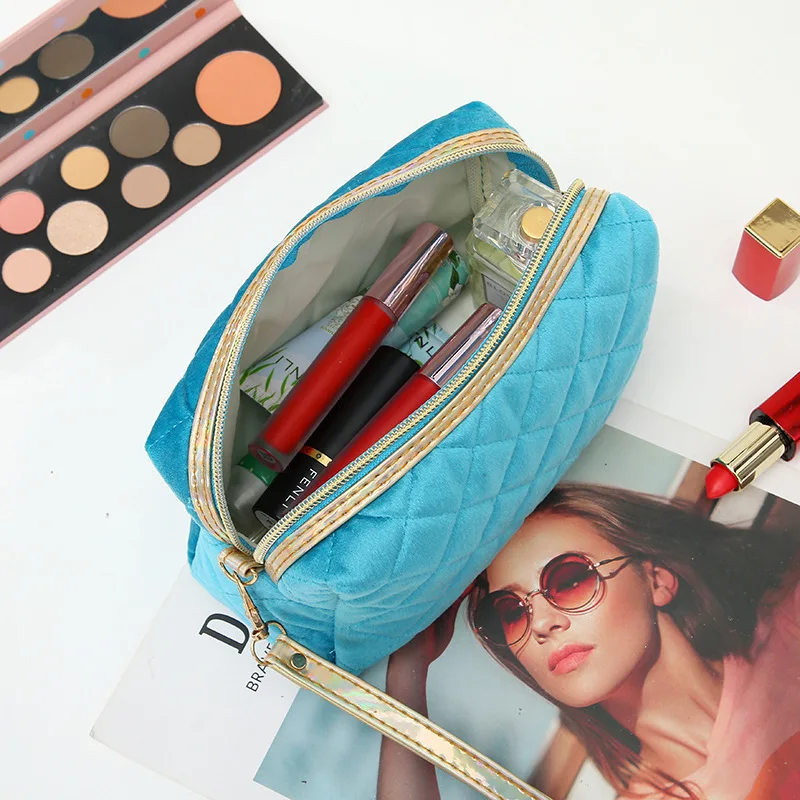 

Autumn and Winter Velvet Sewing Makeup Bag Women Wash Bag Travel Organizer Multi-function Rhombic Lattice Cosmetic Bag