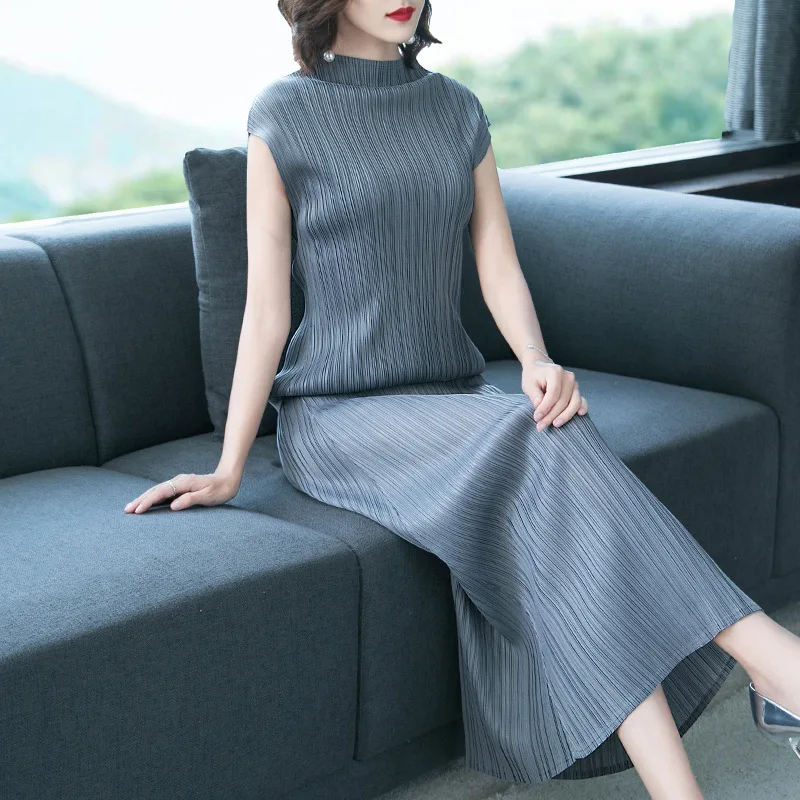 

New Miyake Pleated Sleeveless Dress Summer New Women's Wear D Long Slim Pencil Dresses