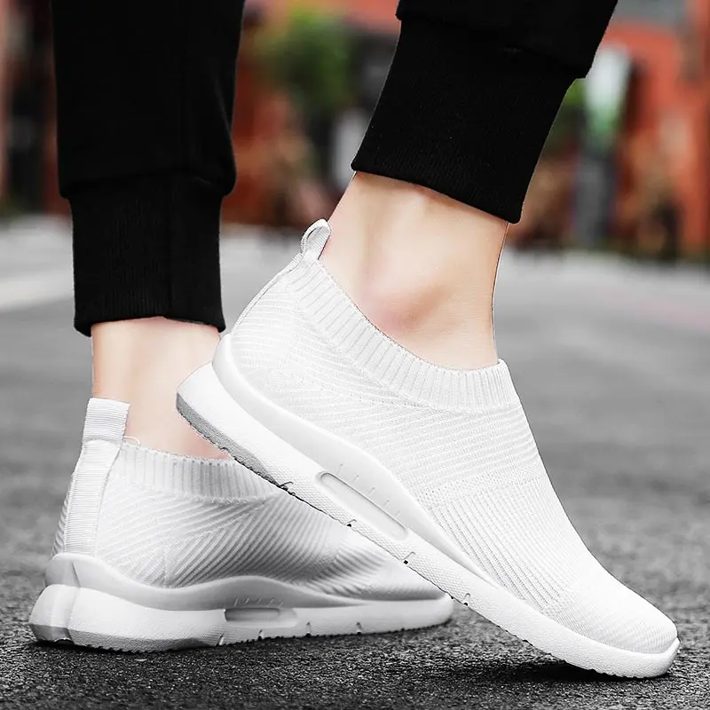 

Sneakers Sport Shoes Running Men Sports Runing 2021 Non-Leather Casual Breathable Husband Luxury Designers Luxury Trainers Red