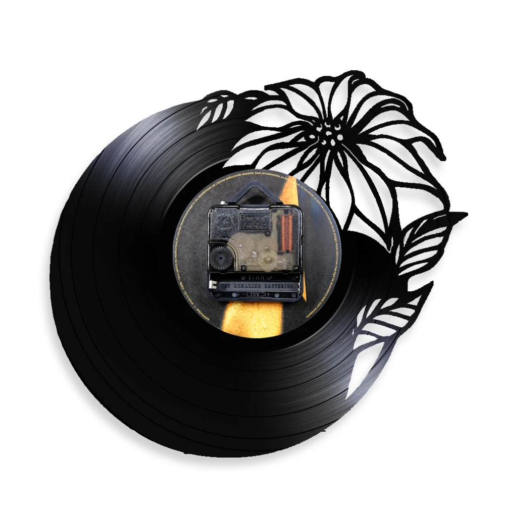 Настенные часы с цветочным декором изготовленные из винтажной виниловой