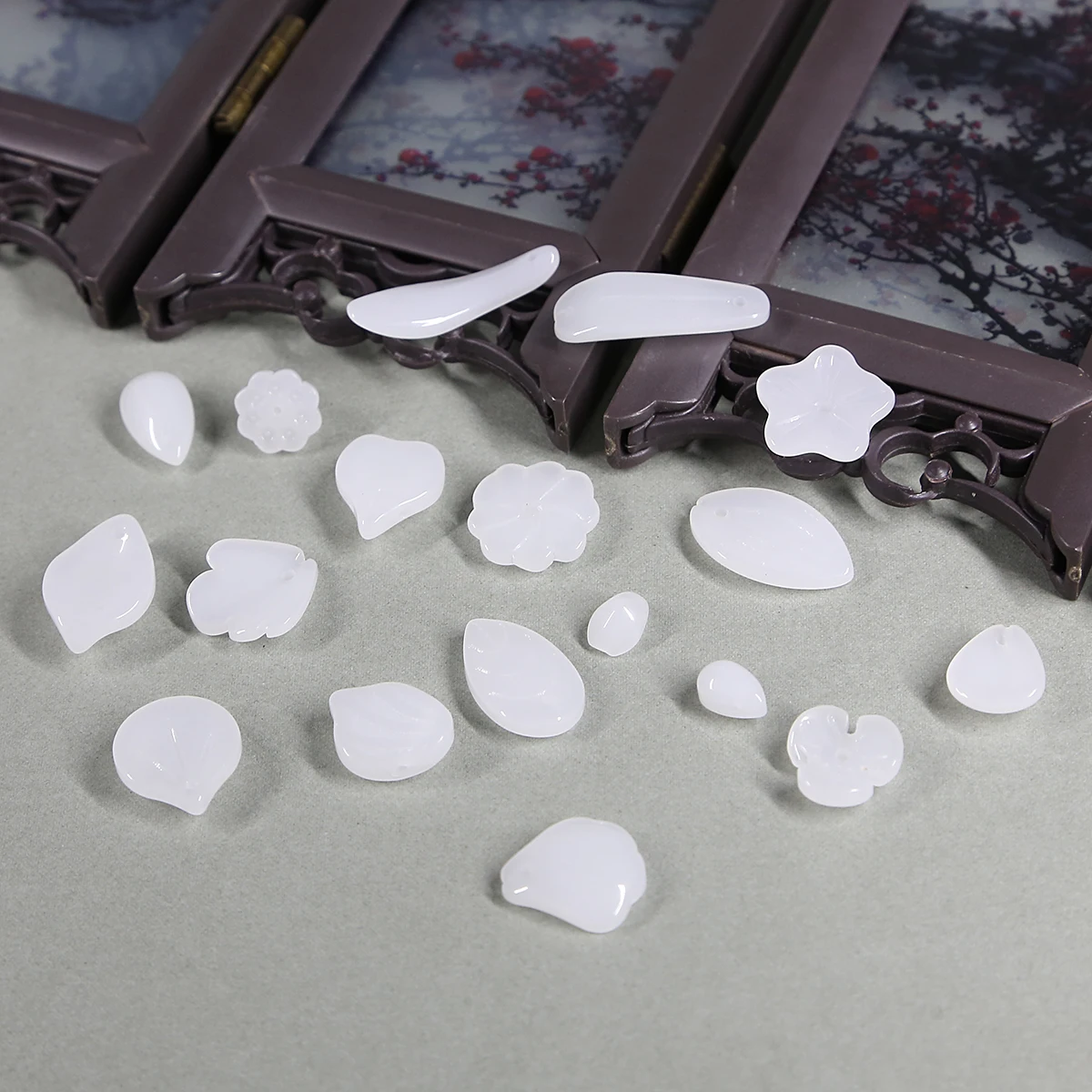 Стеклянные нестандартные белые бусины Лепестки ручной работы 10 шт./лот для