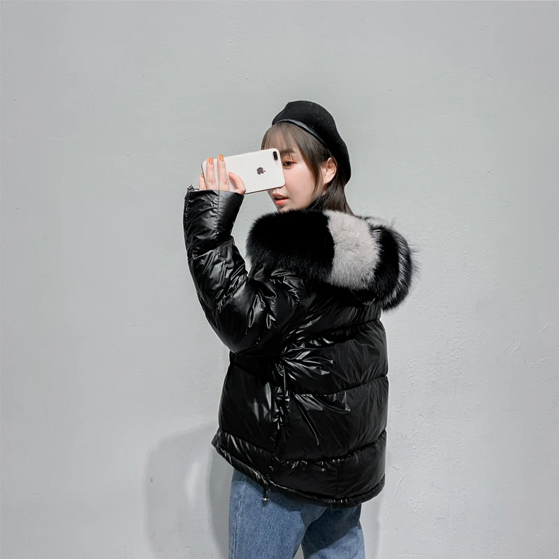 2019 зимние Короткие пуховики с лисьим мехом модные однотонные женские куртки