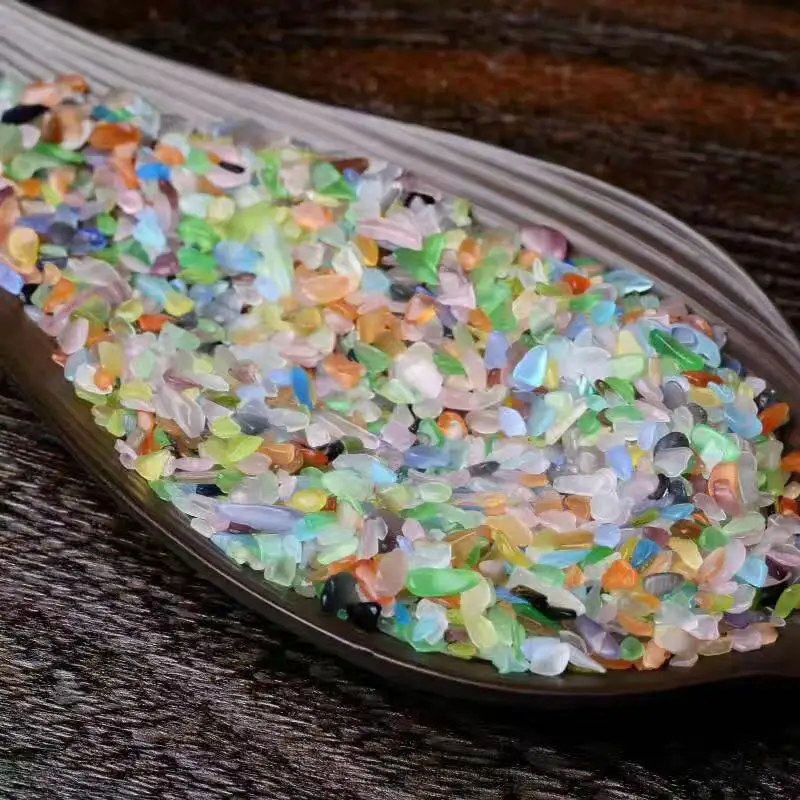 Естественный цветной &quotкошачий глаз&quot с украшением в виде кристаллов