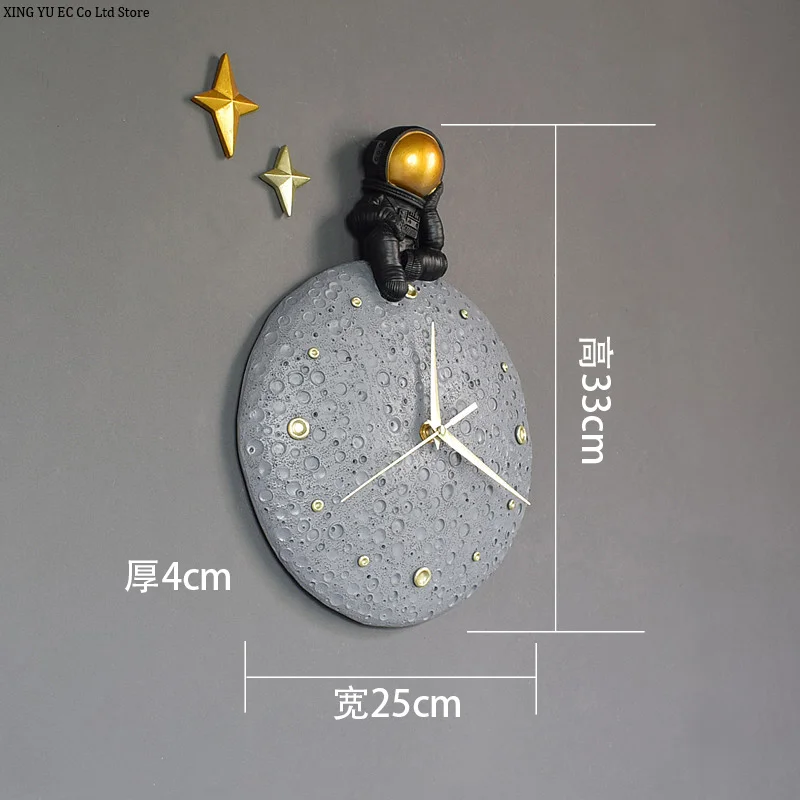 

Modern Light Luxury Astronaut Wall Clock Personality Dining Room Wall Decoration Clock Creative Living Room Home Fashion Clock