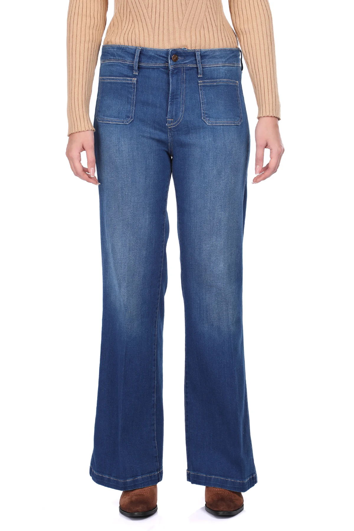 

Casual Cut Wide Bell-Bottomed Women Jean Pants
